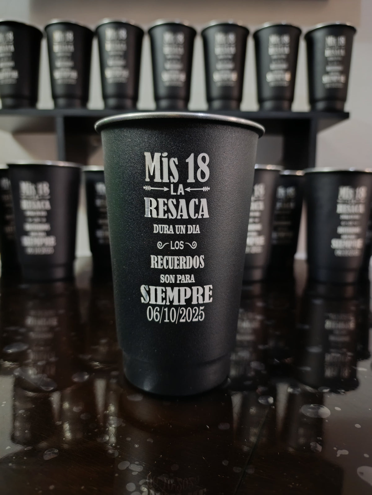 Souvenir para 18 años - Vaso de 1 litro personalizado