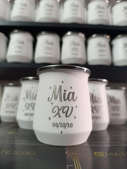 Souvenir para 15 años - Mate simil-stanley personalizado