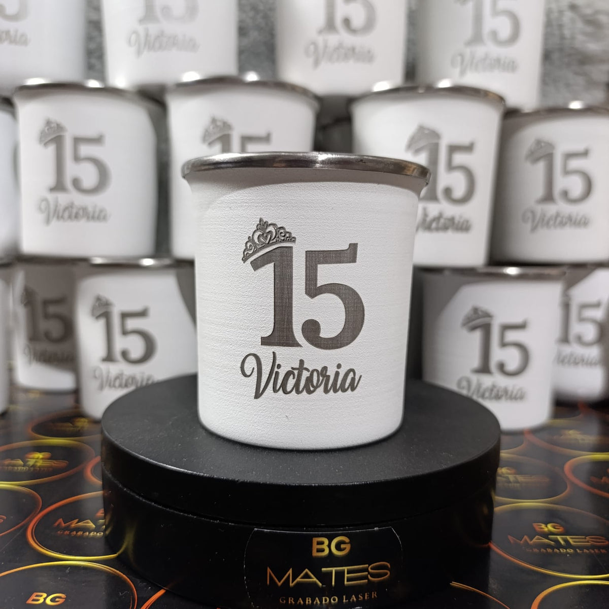 Souvenir para 15 años - Mate vasito personalizado