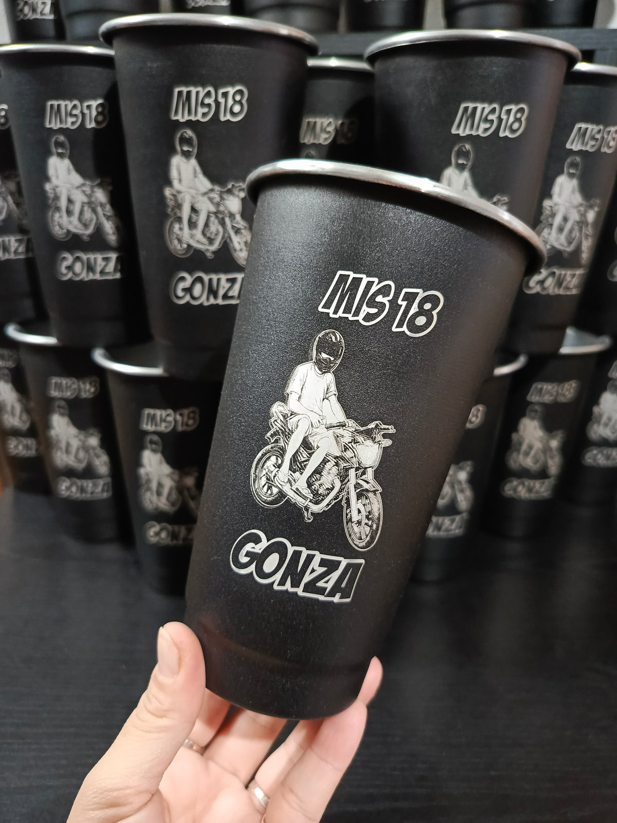 Souvenir para 18 años - Vaso de 1 litro personalizado